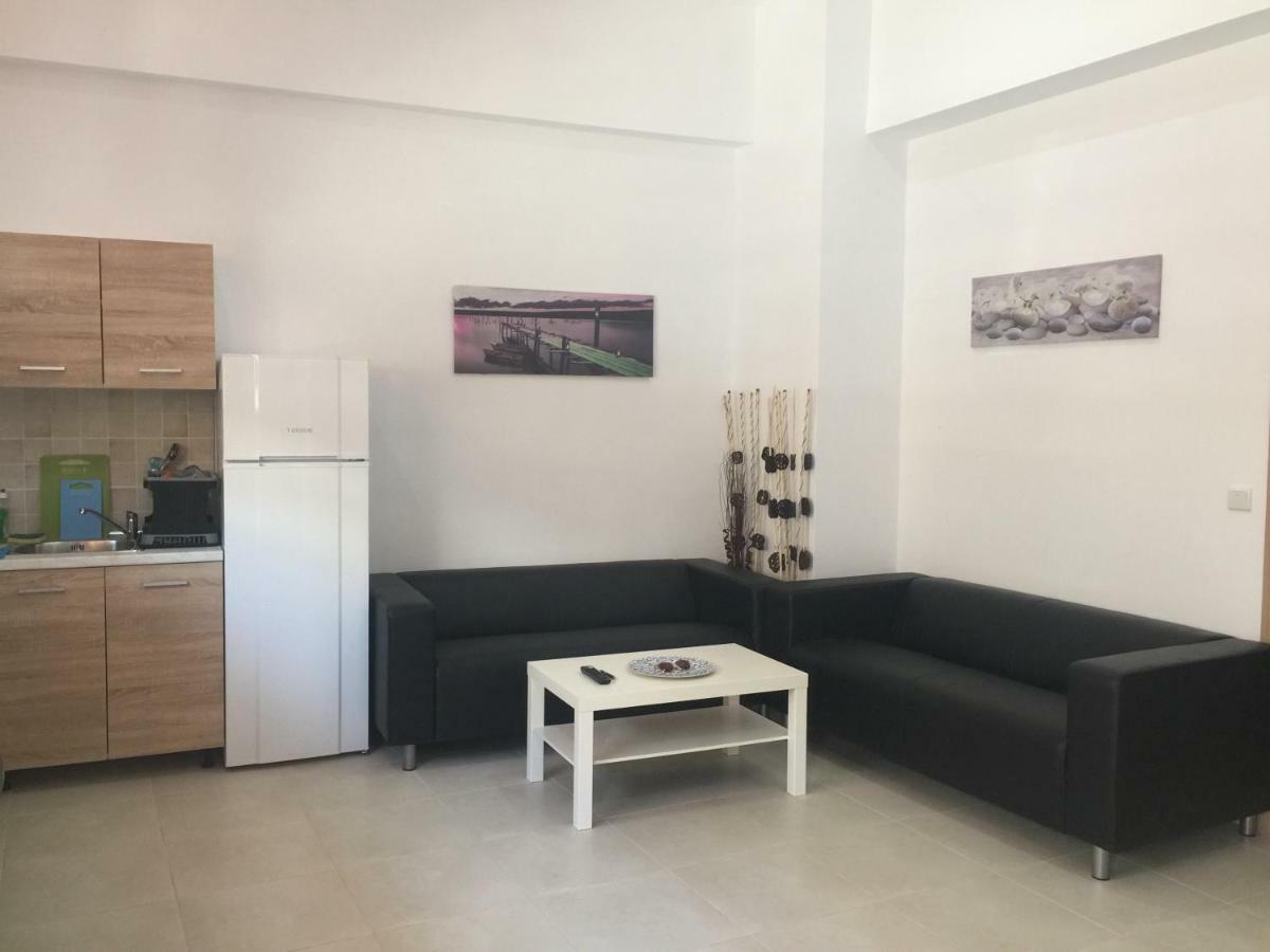 Sisifou Apartment Corinth 外观 照片